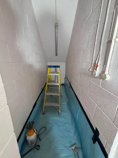 HSE-licensed asbestos gasket strip-out in E12